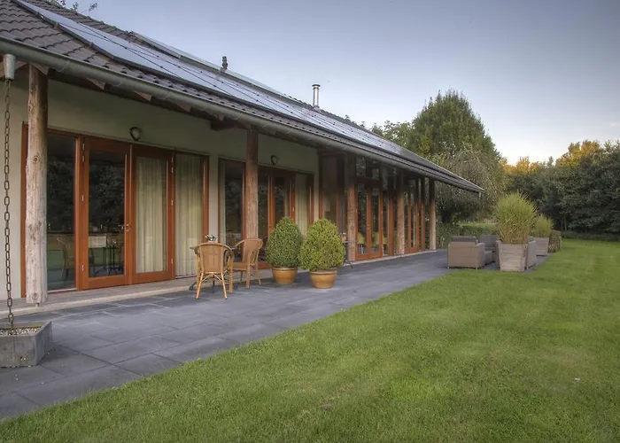 ベッド・アンド・ブレックファスト De Wandhorst Gaanderen